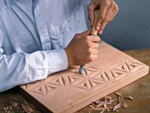 Tecnico del restauro dei beni culturali con competenze settoriali Elementi Lignei decorati: intaglio e intarsio 2024